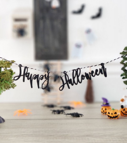 DIY Mini-Schriftzuggirlande "Happy Halloween"