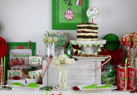 Sweet Table mit Motto: Gestohlene Weihnachtsleckereien und grinch-ige Candy Bar Dekoration 